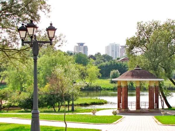 Зал бракосочетаний планируют открыть в столичном Лошицком парке