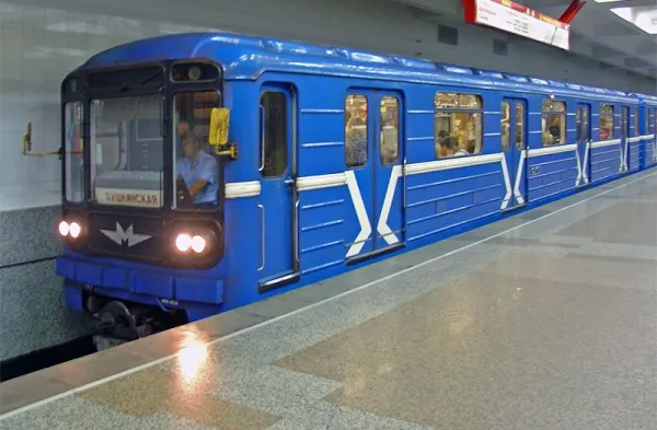 График работы метро изменится в День города