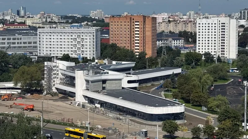 Центр для юных инженеров в форме птицы откроется в столице. Фото 7