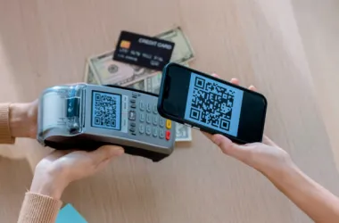 С 1 июля в Беларуси заработает оплата по QR-коду