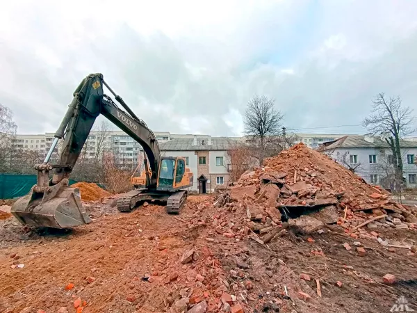 Снос старых домов во 2-м пер. Багратиона завершится в декабре