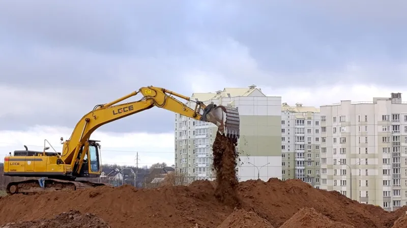 В Каменной Горке кипит работа над спортивным парком имени Уго Чавеса. Фото 2