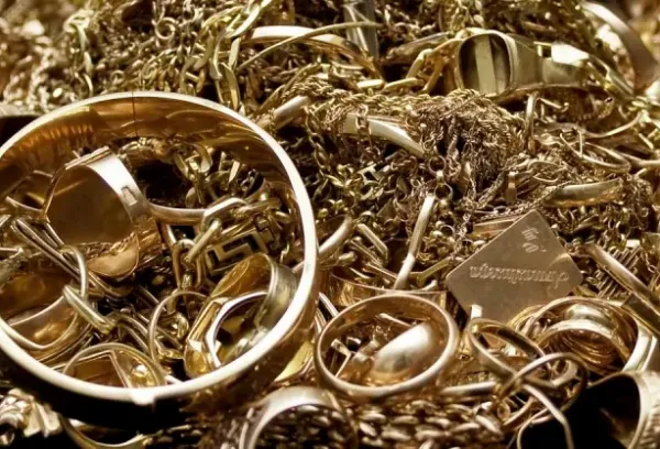 С 13 августа изменились цены на драгметаллы в ломе и мерных слитках