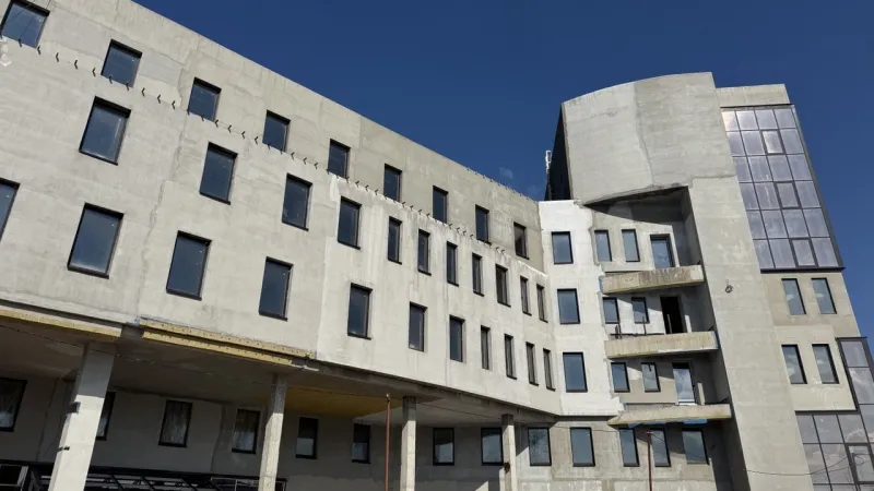 Современное здание Государственного архива строят на Партизанском проспекте. Фото 3