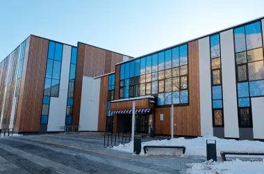 На улице Курчатова начал работу новый ФОК Белорусского государственного университета