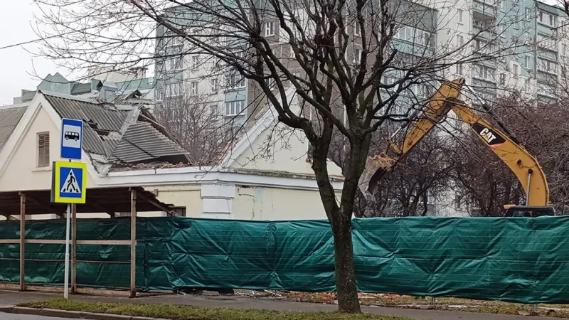 На месте старых домов на ул. Серова построят многоэтажки. Фото 3