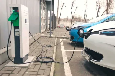 Тарифы на зарядку электромобилей повысятся с 1 апреля