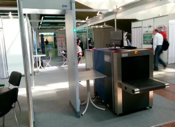 Расширен перечень организаций, где допускается досмотр вещей и документов